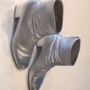 Tamara Mellon women’s boots size 40.5 beautiful.